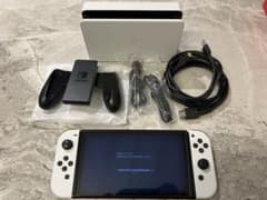 Nintendo Switch有機EL 本体 中古美品 SDカードおまけのサムネイル