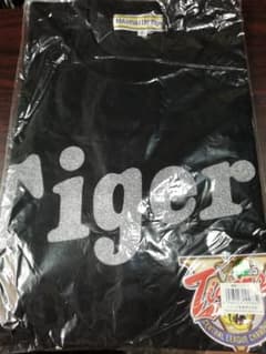 阪神タイガース、Tシャツ。のサムネイル