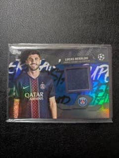 Topps Lucas Beraldo レリックカード PSGのサムネイル