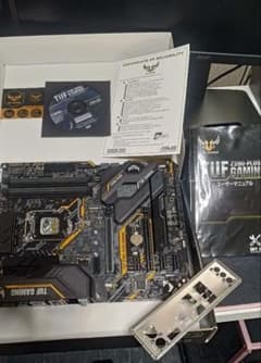 TUF Z390-PLUS GAMINGのサムネイル