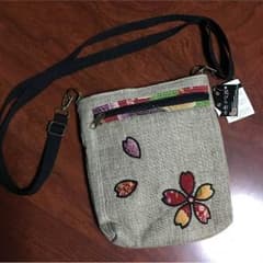 バックのサムネイル