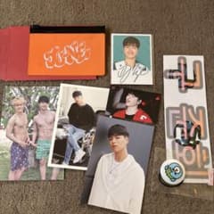 iKON ジュネ june フラットポーチ トレカ ポスカのサムネイル