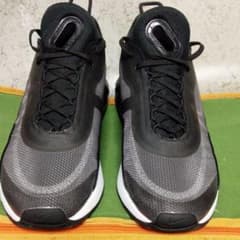 NIKE・エアマックス2090　即決可のサムネイル