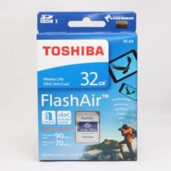 ☆新品・未使用品☆ 東芝　FlashAir 最新第4世代型 大容量32GBのサムネイル