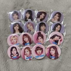 TWICE 缶バッジのサムネイル