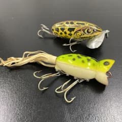 オールドルアー、アーボガスト、フラホッパー、ジッターバグ オールド アーボガスト ジッターバグ&フラポッパー - メルカリ