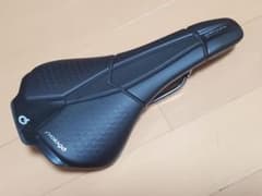 実用品】Prologo SCRATCH M5 TIROX サドル （おまけ付） - メルカリ