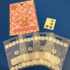 キティちゃんサマーＴシャツミニメモのサムネイル