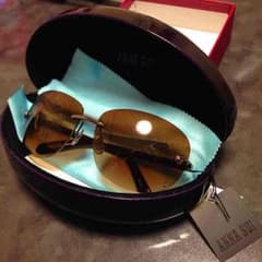 新品❗️ANNA SUI サングラスのサムネイル