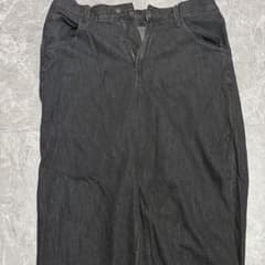 UNIQLO JEANS ワイドテーパード ブラックデニムパンツのサムネイル