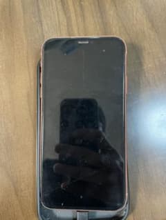 （ジャンク品）iPhone XR Coral 64 GB auのサムネイル