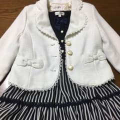 女の子用のセレモニースーツのサムネイル