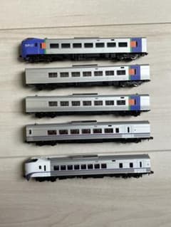 TOMIX キハ261系 新塗装　旧塗装　混成5両セット TOMIX キハ261系 新塗装 旧塗装 混成5両セット - メルカリ