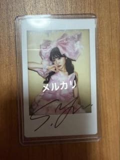 櫻井優衣 直筆サイン入りチェキ - メルカリ