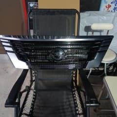 NV 350 キャラバン　フロントグリル カメラ付きのサムネイル