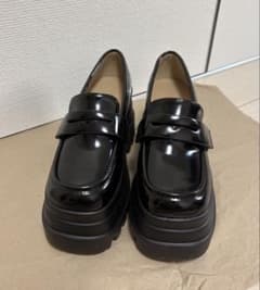 NICE CLAUP トリプルソールローファー ブラック Sサイズ 【美品】のサムネイル