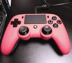 nacon PS4/PS5 コンパクトコントローラー レッド おまけスタンド付きのサムネイル