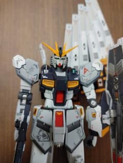 BANDAI RG 1/144 νガンダム　限定塗装済完成品のサムネイル