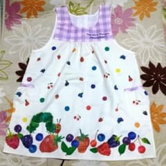 ☆新品☆　はらぺこあおむし　エプロン　保育士のサムネイル