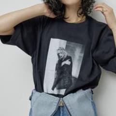 新品 ガリャルダガランテ コートニーフォトTシャツ 黒 GALLARDA GALANTE - 新品 ガリャルダガランテ コートニーフォトTシャツ