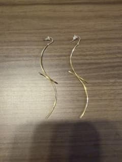アネモネ ピアス 強メッキのサムネイル