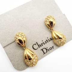 極美品✨　Dior　ピアス　CD ロゴ　ラインストーン　希少　刻印　1393 3112 極美品✨ Dior ピアス CD ロゴ 希少 刻印 - メルカリ