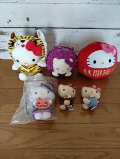 HELLO KITTY 大小ぬいぐるみ 6個のサムネイル