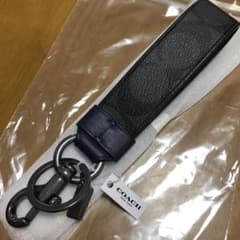 【本日限定値下げ】　コーチ　キーホルダー　キーリングのサムネイル