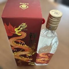 台湾 馬祖高粱酒ドラゴンデザイン祥龍瑞氣600ml 47度 白酒 馬祖酒廠