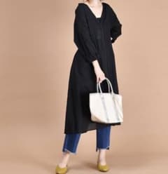 【お値下げ中】natural couture たっぷりギャザーガウンワンピースのサムネイル