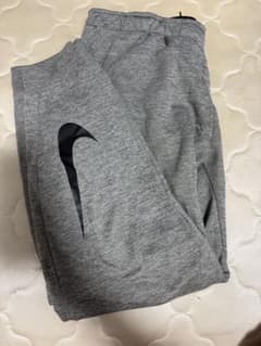 NIKE Therma-FIT スウェットパンツ グレー XLのサムネイル
