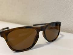 【アメトラジロウ様専用】Oakley オークリー　サングラスのサムネイル