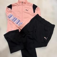 PUMA ジャージ セットアップ 140cm 薄いオレンジピンク　ブラックのサムネイル