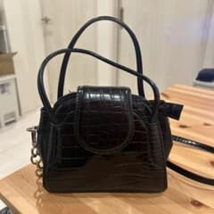 ZARA アニマル柄ミニシティバッグのサムネイル