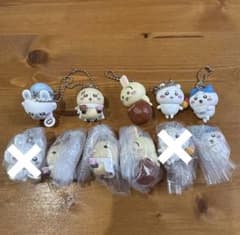 ちいかわ キーホルダー たべものいっぱいマスコット3のサムネイル