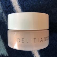 DELITIA クリームファンデーションのサムネイル