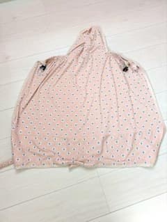 Benesse 抱っこ紐ケープ 薄手 ピンク フード付 コンパクト収納 春夏向けのサムネイル