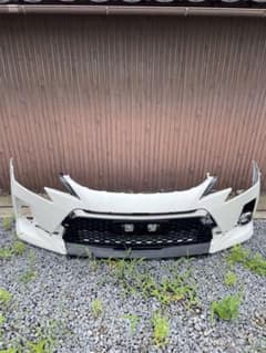 中古　トヨタ マークX 130系 中期 フロントバンパー　ホワイト　G'sのサムネイル