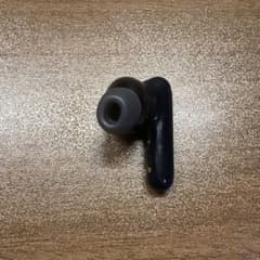 Anker Soundcore Liberty 4 NC左耳のサムネイル