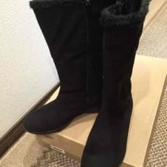 お値下げ〜通販生活のエレッセムートン黒ブーツのサムネイル