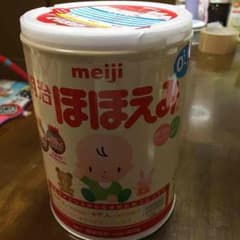 未開封の明治ほほえみミルクのサムネイル