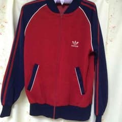 adidas パーカーのサムネイル