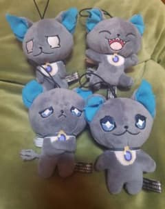 ツイステ モアプラスマスコット ぬいぐるみ グリム 4種類のサムネイル