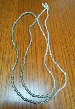 ビーズメガネチェーン【ハンドメイド】のサムネイル