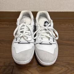 New Balance 550 ホワイト グレー スニーカーのサムネイル