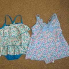 ♪エッグ様専用♪女の子水着（右）100cmのサムネイル