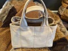 PRADA カナパ トートバッグのサムネイル