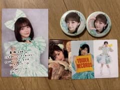 CUTIE STREET　板倉可奈　トレカ　ポストカード　缶バッジ　まとめ売りのサムネイル