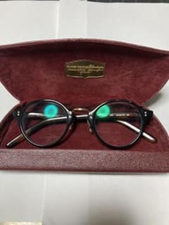 OLIVER PEOPLESの眼鏡のサムネイル