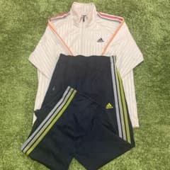 adidasジャージ上下セットのサムネイル